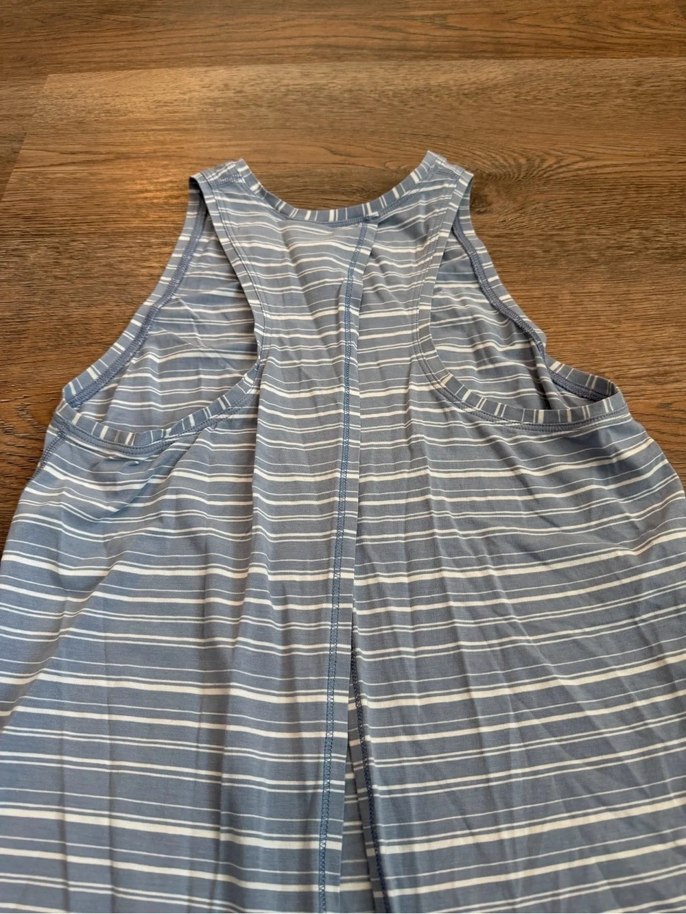 Lululemon All Tied Up Tank Cut Back Stripe Tempest Blue White Size Medium